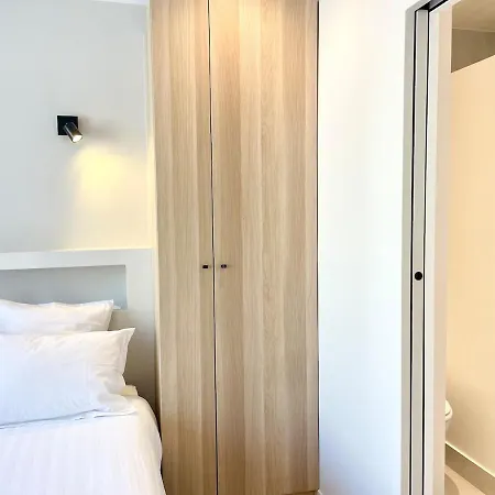 Escapade Rive Gauche - Tour Eiffel & Invalides Apartamento *