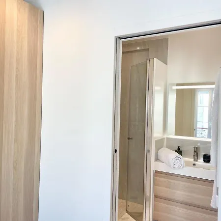 Apartamento Escapade Rive Gauche - Tour Eiffel & Invalides París