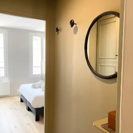 Apartamento Escapade Rive Gauche - Tour Eiffel & Invalides París