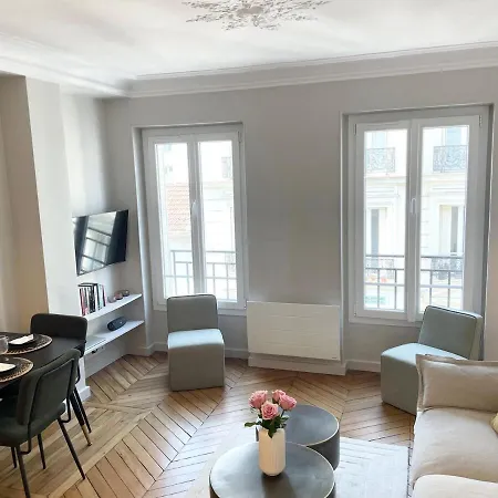 Escapade Rive Gauche - Tour Eiffel & Invalides Apartamento *