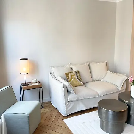 Apartamento Escapade Rive Gauche - Tour Eiffel & Invalides
