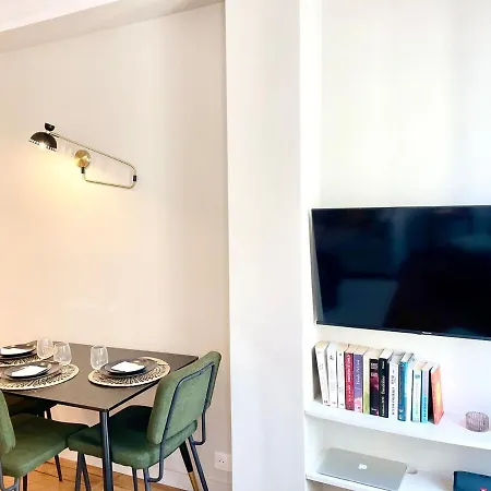 Apartamento Escapade Rive Gauche - Tour Eiffel & Invalides *